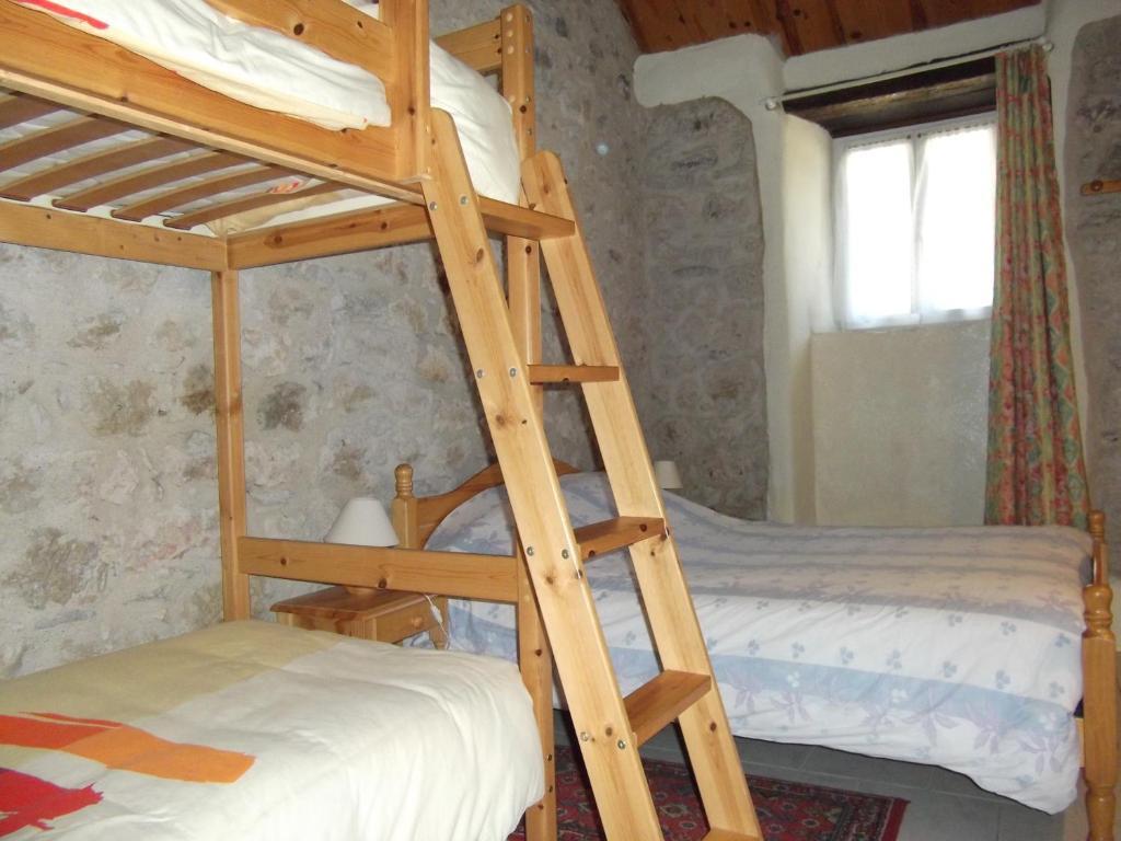 Ferme Auberge La Tindelle La Cresse Rum bild